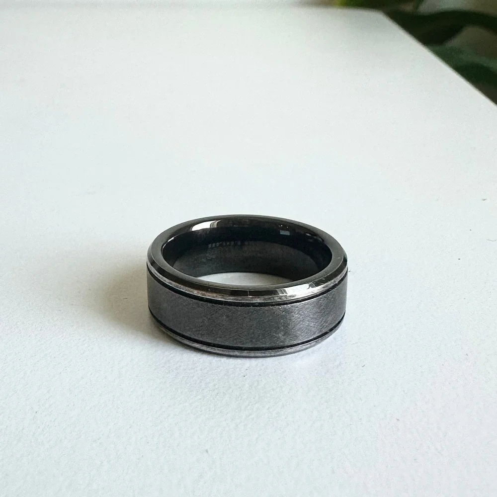 Triton Tungsten Carbide Mens Band Ring Brushed Gunmetal Grey 8mm Size 11.5
